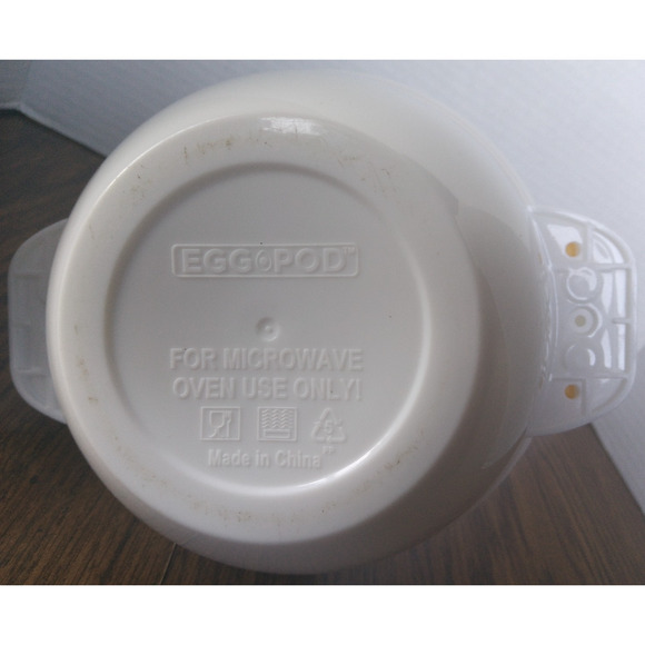 Egg Pod Microwave Egg Cooker As Seen on TV - Picture 2 of 5